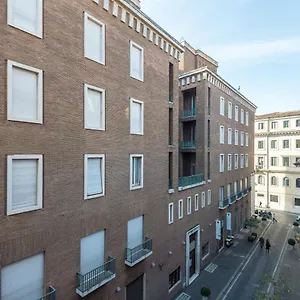 https://ara-pacis-luxury-loft.it-romehotels.com